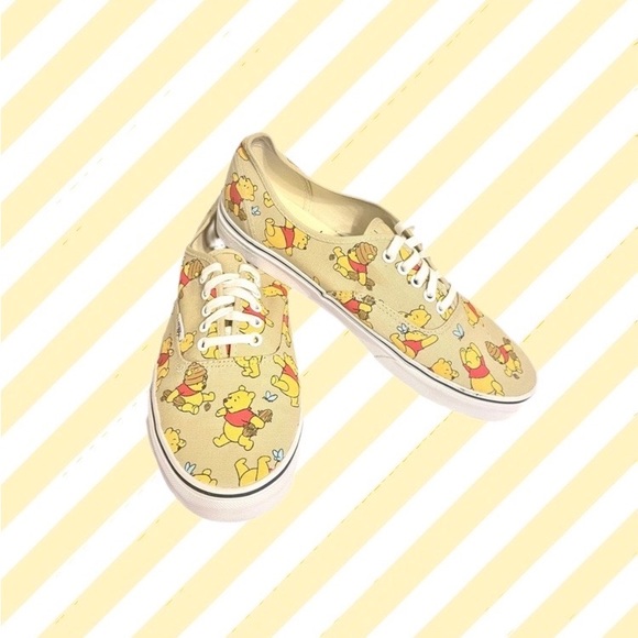 New Vans “Rare” Disney Winnie the Pooh 26 Sneakers Collectibles Sz 10.5 - Picture 1 of 9